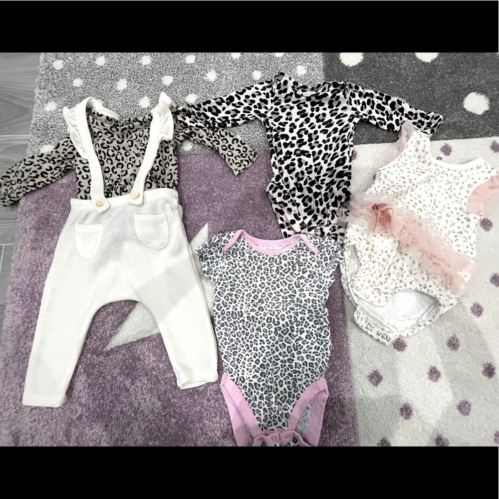 Leopard baby girl clothing lot Like new
